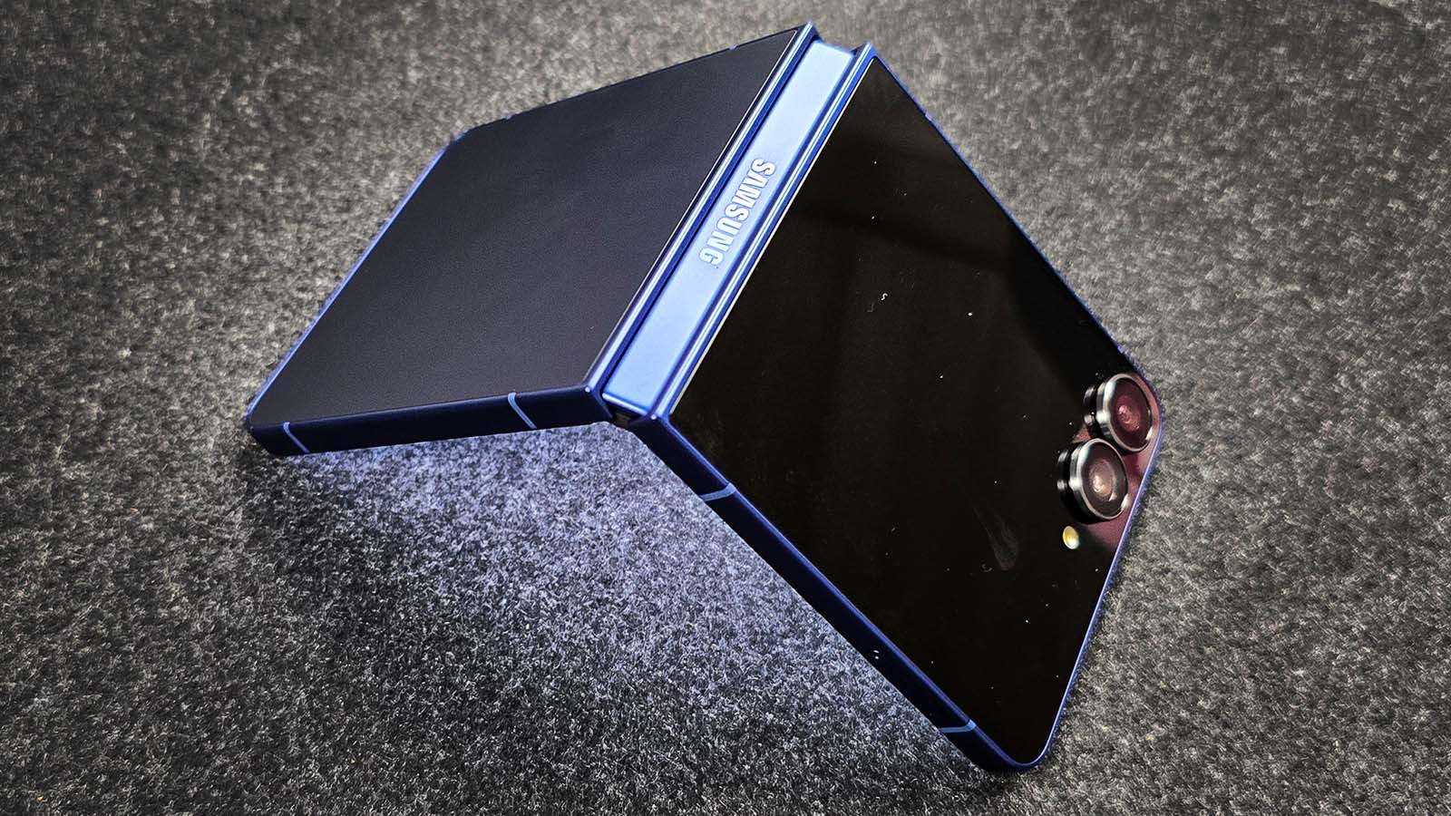 Samsung Galaxy Z Flip 7 compact foldable review